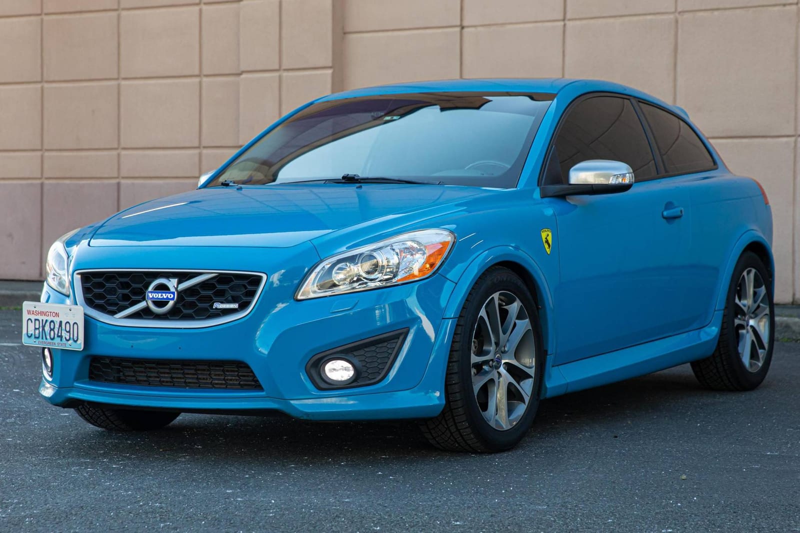 Blue Volvo after a full detailing service in Naples FL